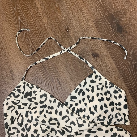 Aerie animal print wrap tie front bikini top - Picture 3 of 6